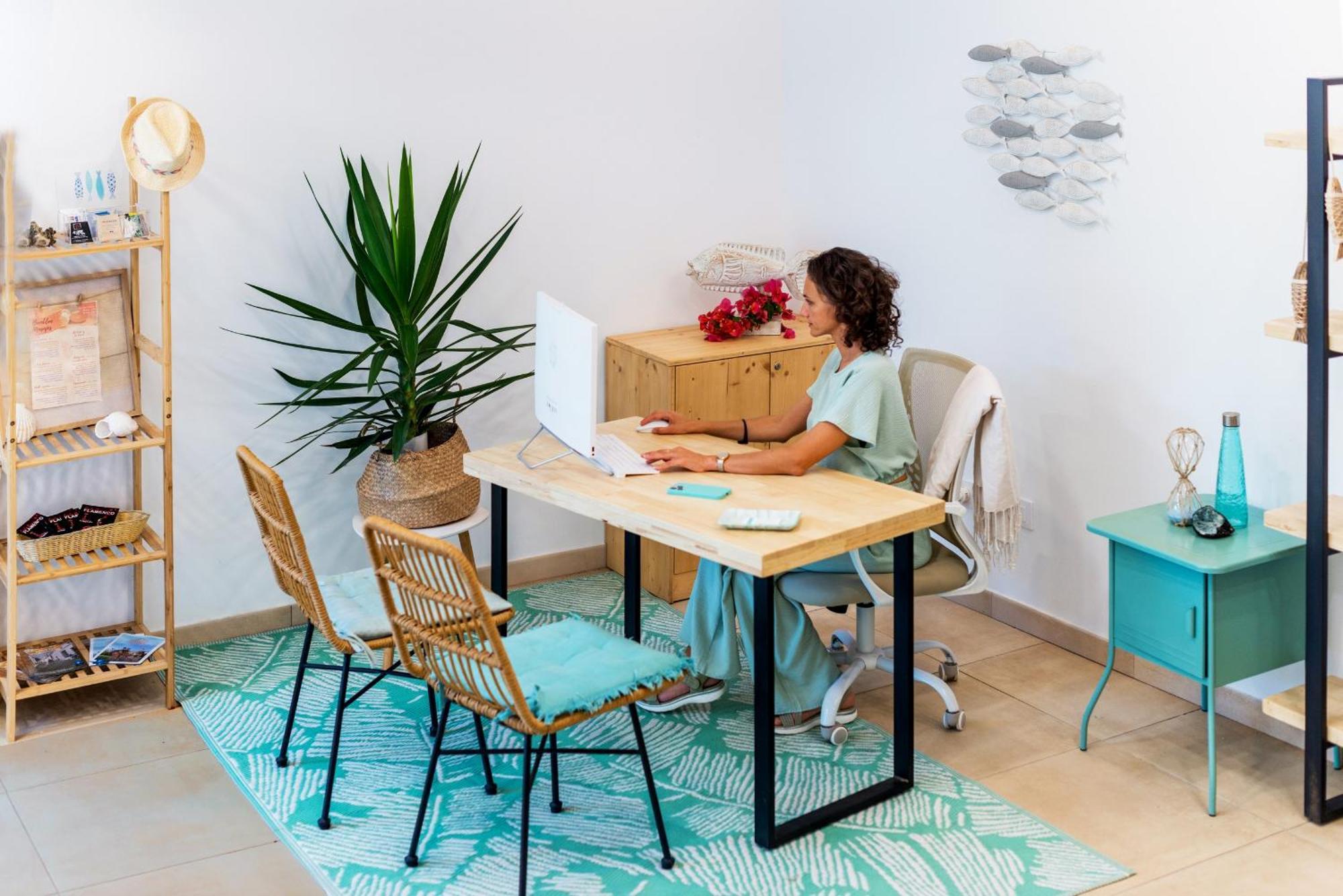 Bamblue Boutique Apartments Пинеда де Мар Екстериор снимка