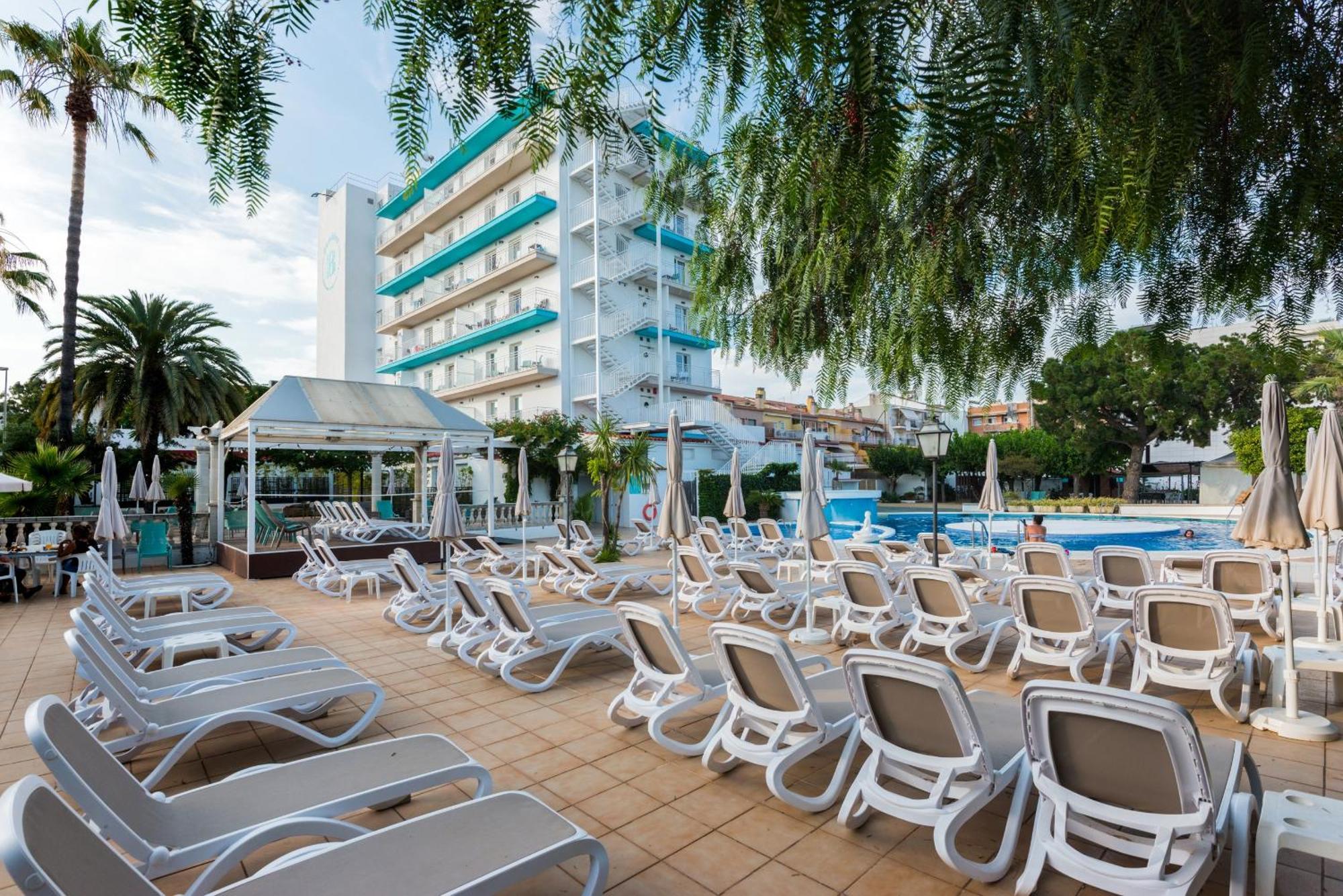 Bamblue Boutique Apartments Пинеда де Мар Екстериор снимка