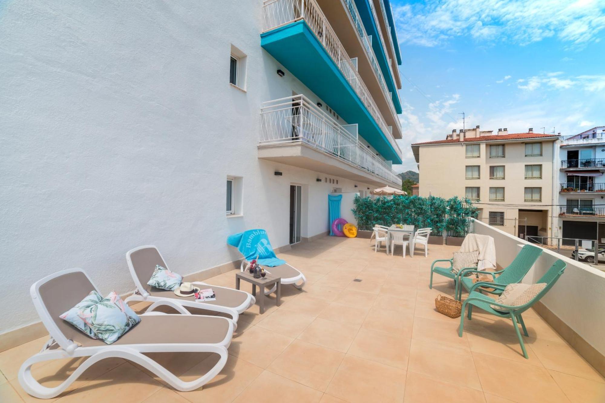 Bamblue Boutique Apartments Пинеда де Мар Екстериор снимка