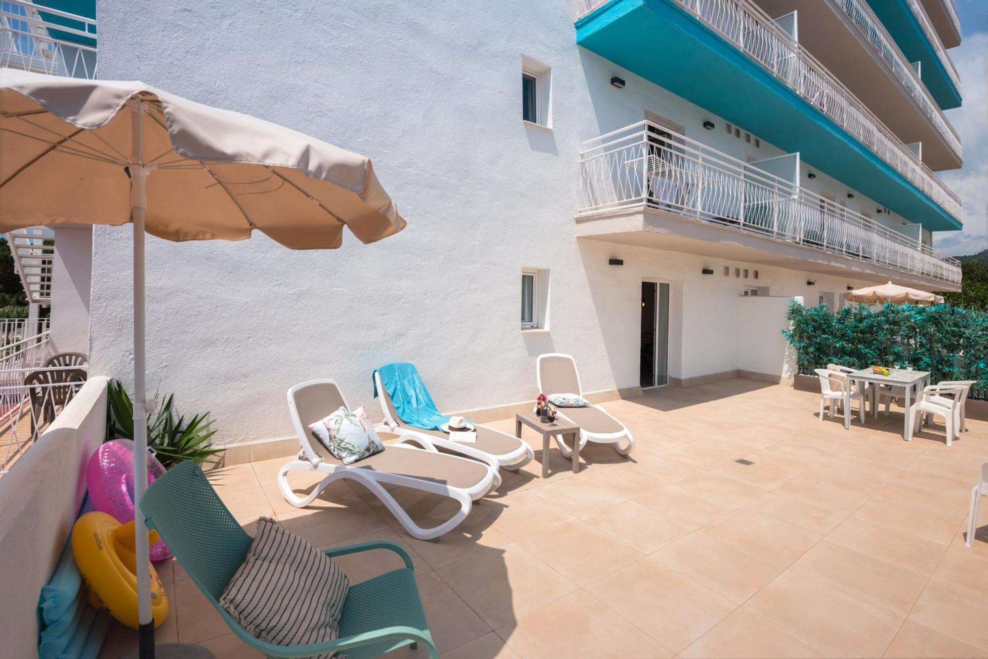 Bamblue Boutique Apartments Пинеда де Мар Екстериор снимка